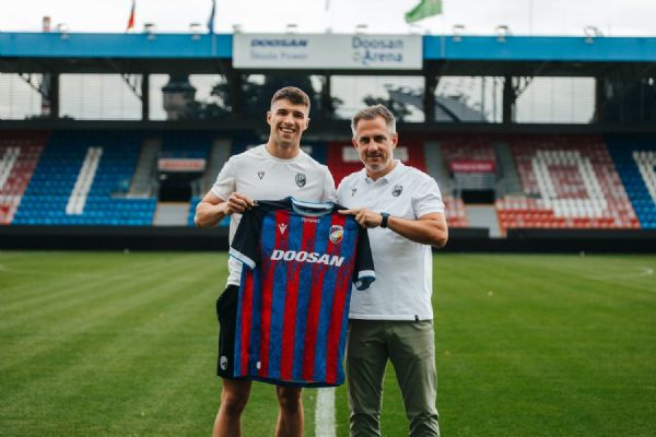 Kdo je Adam Gabriel? Nová posila Viktorie má dánský titul i reprezentační zkušenosti
