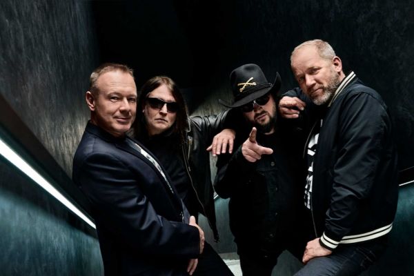 Lucie posouvá plzeňské turné na prosinec