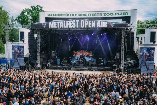 Metalfest v Plzni přilákal tisíce fanoušků navzdory dešti