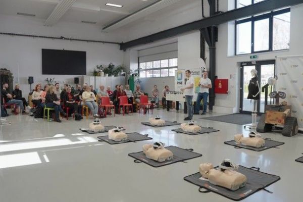 Plzeň nasadila ve školách virtuální realitu pro první pomoc, vyzkoušelo ji přes 7 000 žáků