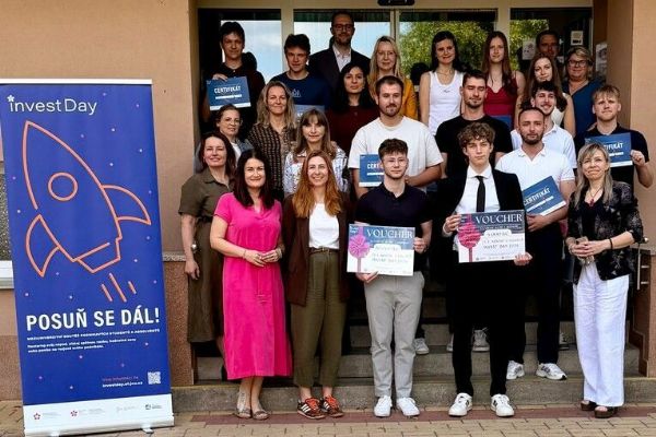 Plzeňské studentské nápady uspěly v Invest Day. ZČU bodovala s kombuchou, INFIS s AI