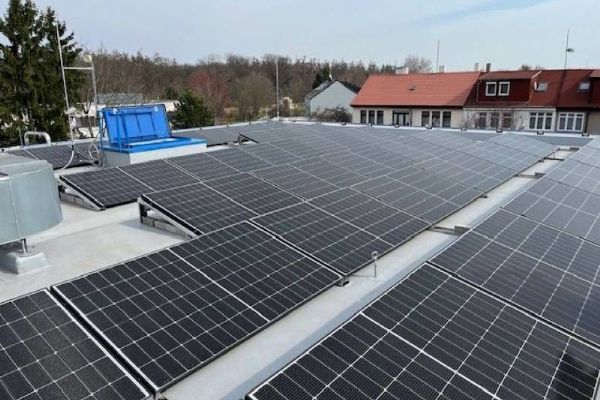 Praha 6 modernizuje deset školních budov, roční úspory mají dosáhnout 4,5 milionu korun