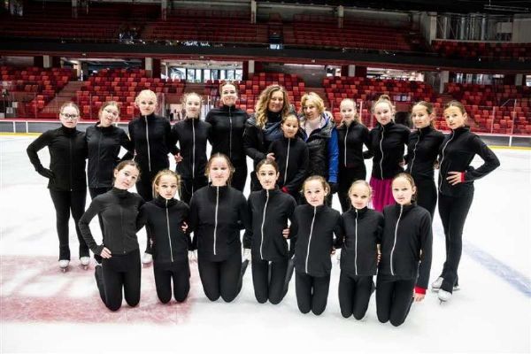 Ranní tréninky synchronizovaného krasobruslení startují v Horácké aréně