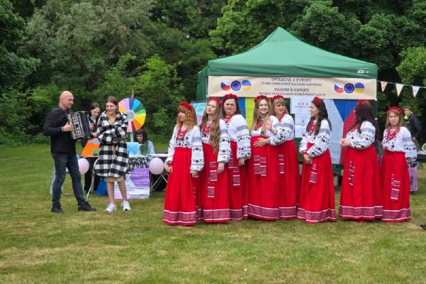 Slovanské prameny ovládnou Božkovský ostrov. Dorazí soubory z Česka i Ukrajiny
