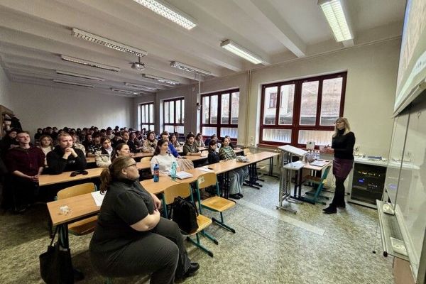 Studenti filozofie spojují teorii s bysnysem
