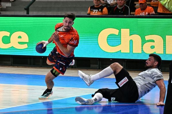 Talent Plzeň doma remizoval s Lovosicemi 29:29 Douda zapsal vyrovnání přes celé hřiště
