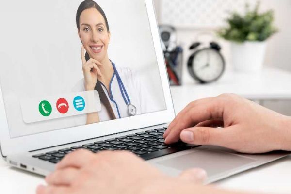 Telemedicína mění péči o seniory na Vysočině