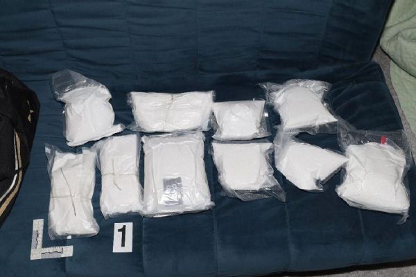 TOXI tým rozbil drogovou skupinu. Policie našla pervitin i sedm kilo efedrinu