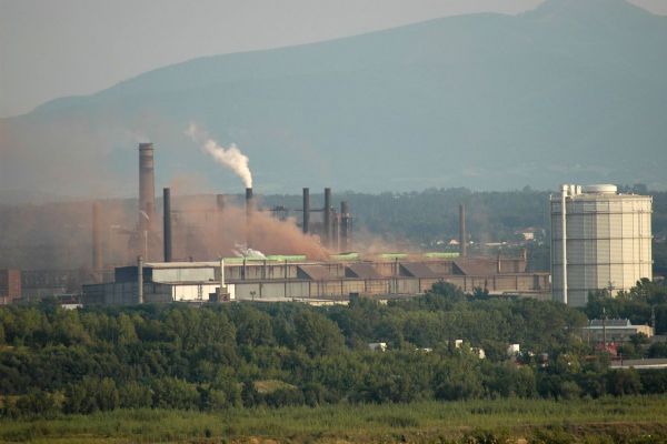 Většina zaměstnanců Liberty stále  doma: výroba klesne o 60%