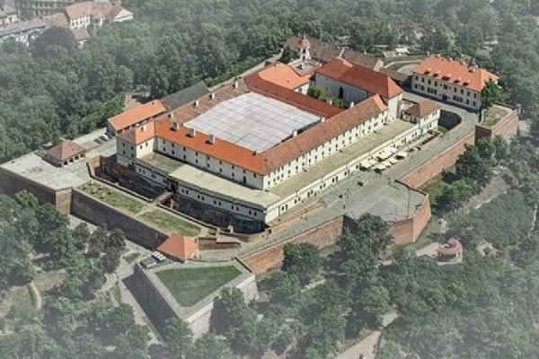 Zastřešení Špilberku: Brno chrání kulturu před rozmary počasí
