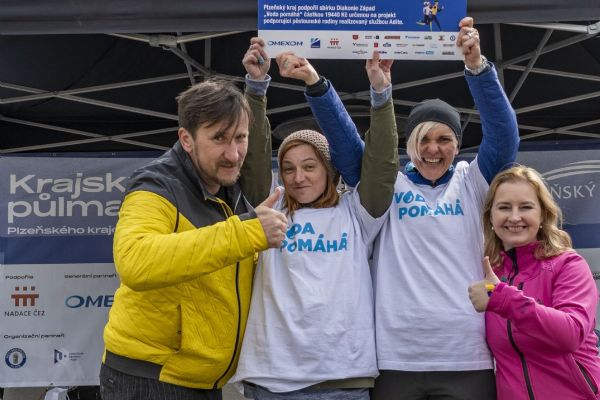 Krajský půlmaraton podpořil projekt Voda pomáhá i přes zrušení závodu