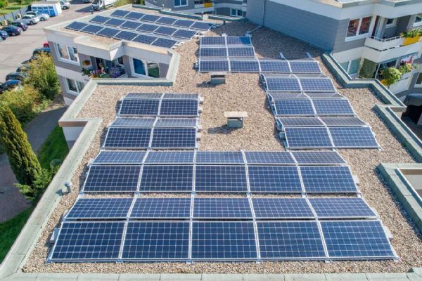 Ministr životního prostředí Per Hladík představil v Plzni dotace na energetické úspory veřejných budov z Operačního programu Životní prostředí Ministr životního prostředí Per Hladík představil v Plzni dotace na energetické úspory veřejných budov z Operačního programu Životní prostředí