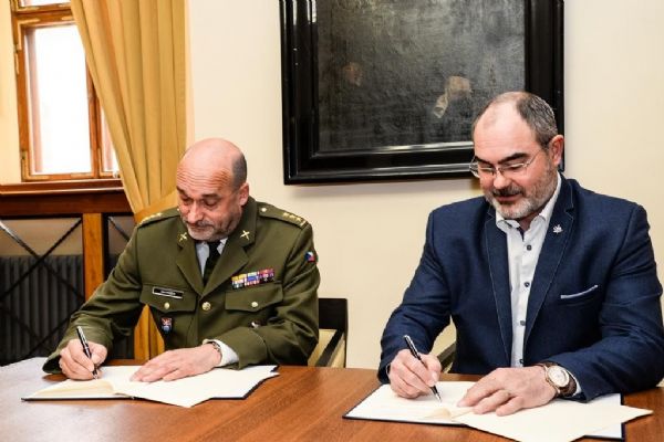 Plzeň bude spolupracovat s Vojenským historickým ústavem