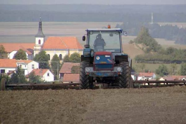 Kraj podpoří dotacemi zemědělskou činnost