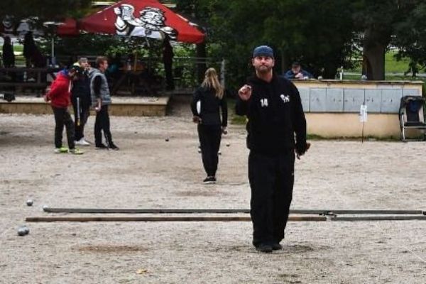 Cheb: Turnaj v pétanque dvojic Cheb: Turnaj v pétanque dvojic