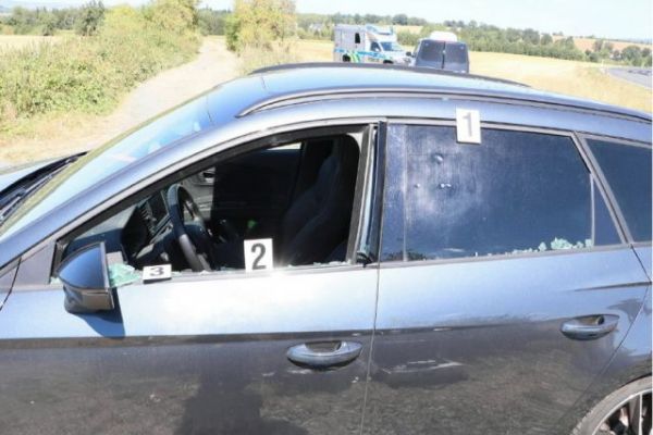 Cheb: Vloupal se do zaparkovaných vozidel Cheb: Vloupal se do zaparkovaných vozidel