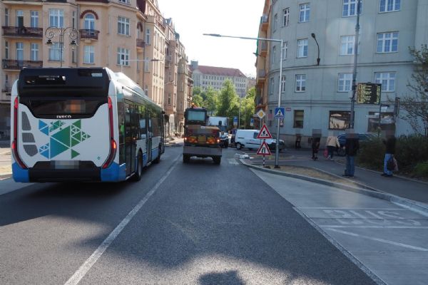 Karlovy Vary: Došlo k lehkému zranění chodce