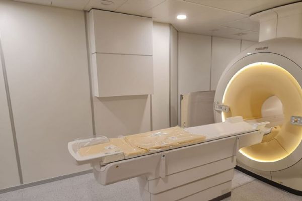 Karlovy Vary:  Modernizovaná magnetická rezonance v nemocnici umožňuje rychlejší diagnostiku
