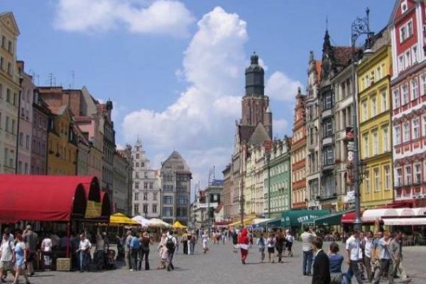 Evropskými hlavními městy kultury se po Plzni stanou Wrocław a San Sebastián  