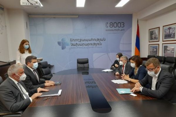 O příležitostech pro české firmy jednala v Arménii náměstkyně Martina Tauberová