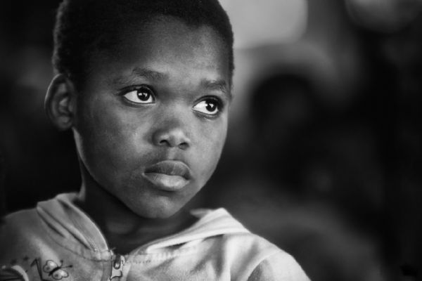 Programy Pomoc na místě a MEDEVAC opět v akci. Do Afriky a Gruzie míří 40 milionů Kč Programy Pomoc na místě a MEDEVAC opět v akci. Do Afriky a Gruzie míří 40 milionů Kč