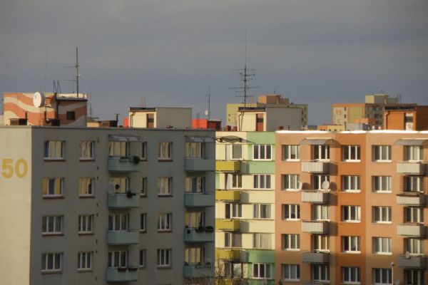 Stát prostřednictvím výhodných úvěrů pokračuje v podpoře zateplování bytových domů
