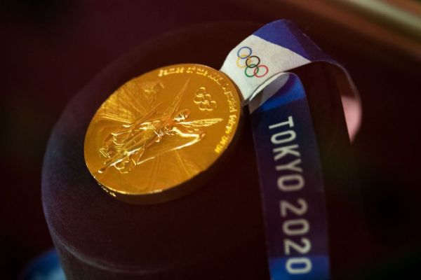 Zlatá medaile Lukáše Krpálka z letošní olympiády je vystavena v Národním muzeu