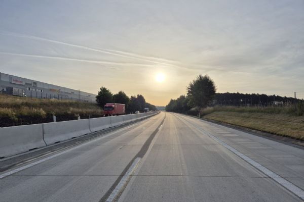 Dálnice D5 na Tachovsku nově otevřena po miliardové rekonstrukci Dálnice D5 na Tachovsku nově otevřena po miliardové rekonstrukci
