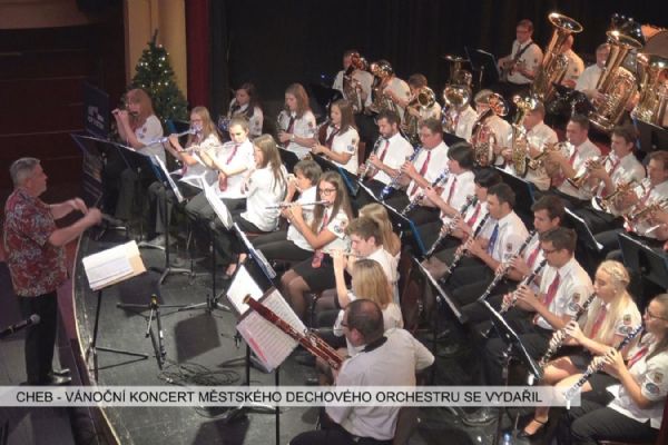 Cheb: Vánoční koncert Městského dechového orchestru se vydařil (TV Západ)