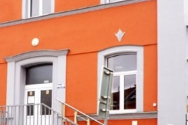 Cheb: Strážníkům se podařilo zajistit vozidlo v pátrání Cheb: Strážníkům se podařilo zajistit vozidlo v pátrání