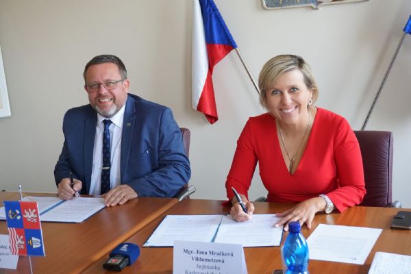 Karlovarský kraj uzavřel smlouvu o spolupráci s ČVUT 
