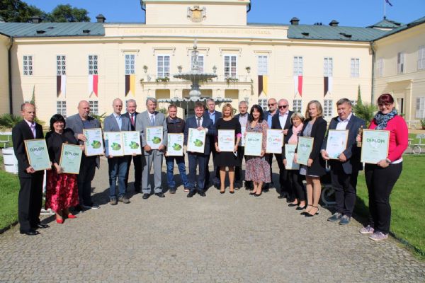 Kraj ocenil vítězné obce v soutěži ve sběru odpadu za rok 2019 a 2020