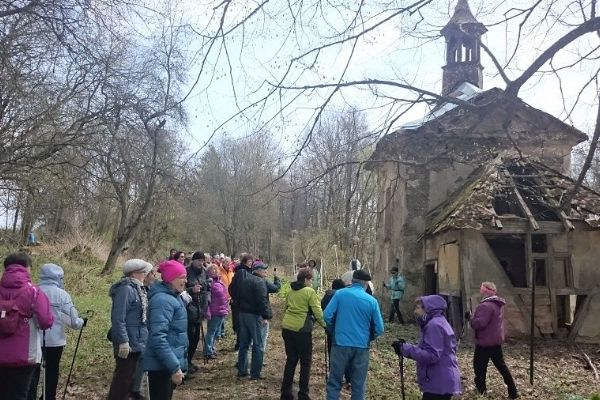 Michalovy Hory: Turistický pochod za historickými památkami a zajímavostmi Tepelska