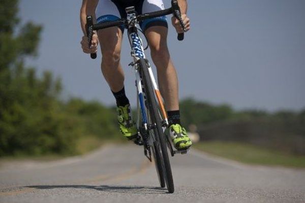 Průjezd Loktem bude pro cyklisty bezpečnější