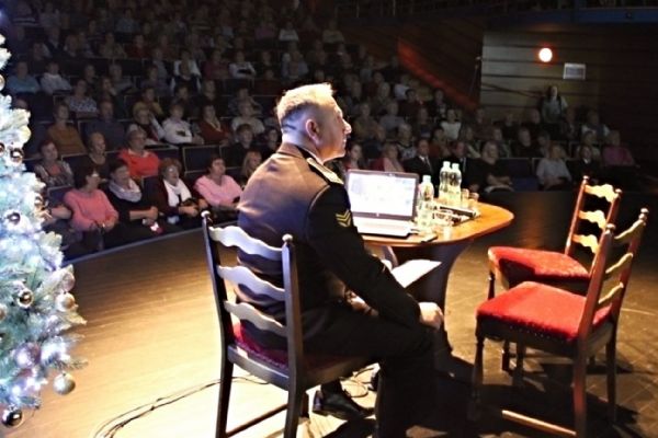 Sokolov: Prevence i zábava. To byl večer pro seniory Sokolov: Prevence i zábava. To byl večer pro seniory