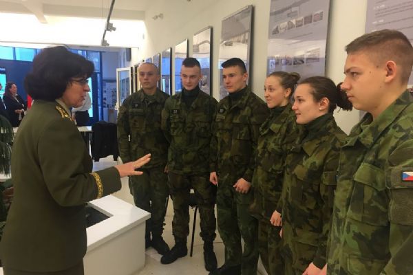 Sokolov: V novém školním roce se otevře vojenská škola