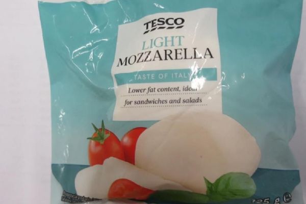 SZPI nařídila stáhnout mozzarellu z Polska