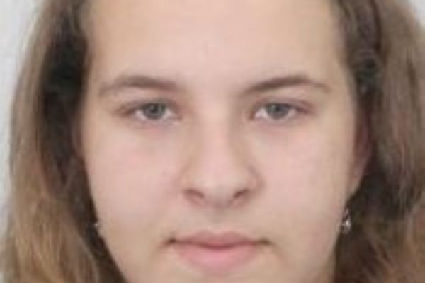 Údrč u Bochova: Policisté pátrají po 17leté dívce