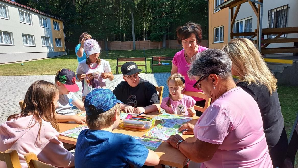 Děti ze speciálních škol si užily tábor už před prázdninami