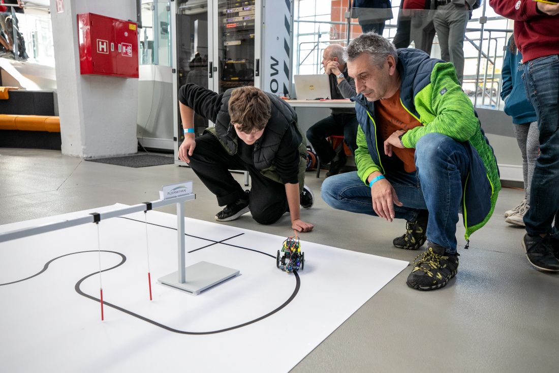 V Techmanii proběhly závody robotů