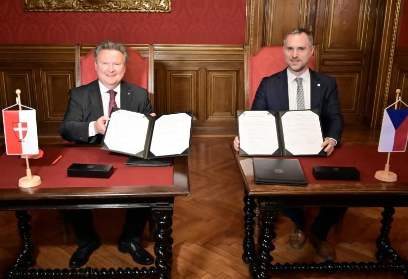 Představitelé Prahy a Vídně podepsali dohodu o vzájemné spolupráci