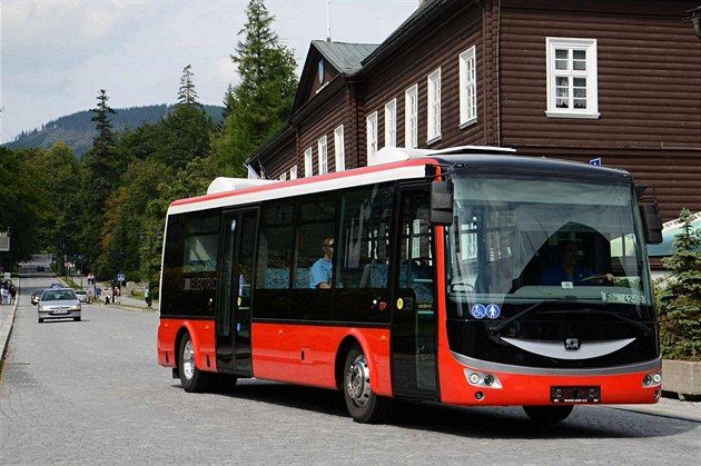 Opravy horské silnice k Pradědu omezí dopravu