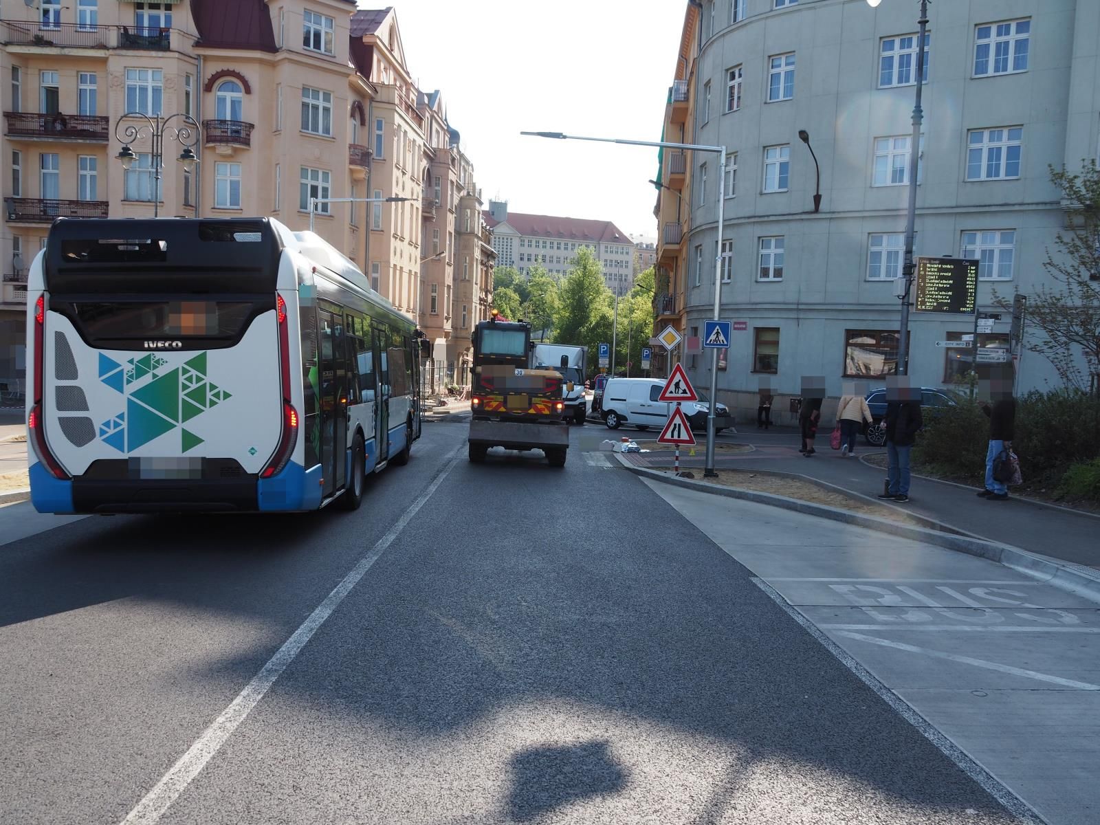 Karlovy Vary: Došlo k lehkému zranění chodce
