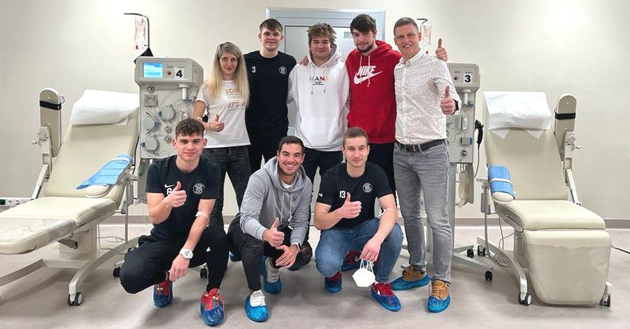 Sokolov: Fotbalisté darovali krev a plazmu