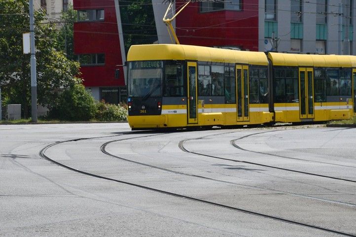 V centru Plzně začala výměna tramvajových kolejí U Jána