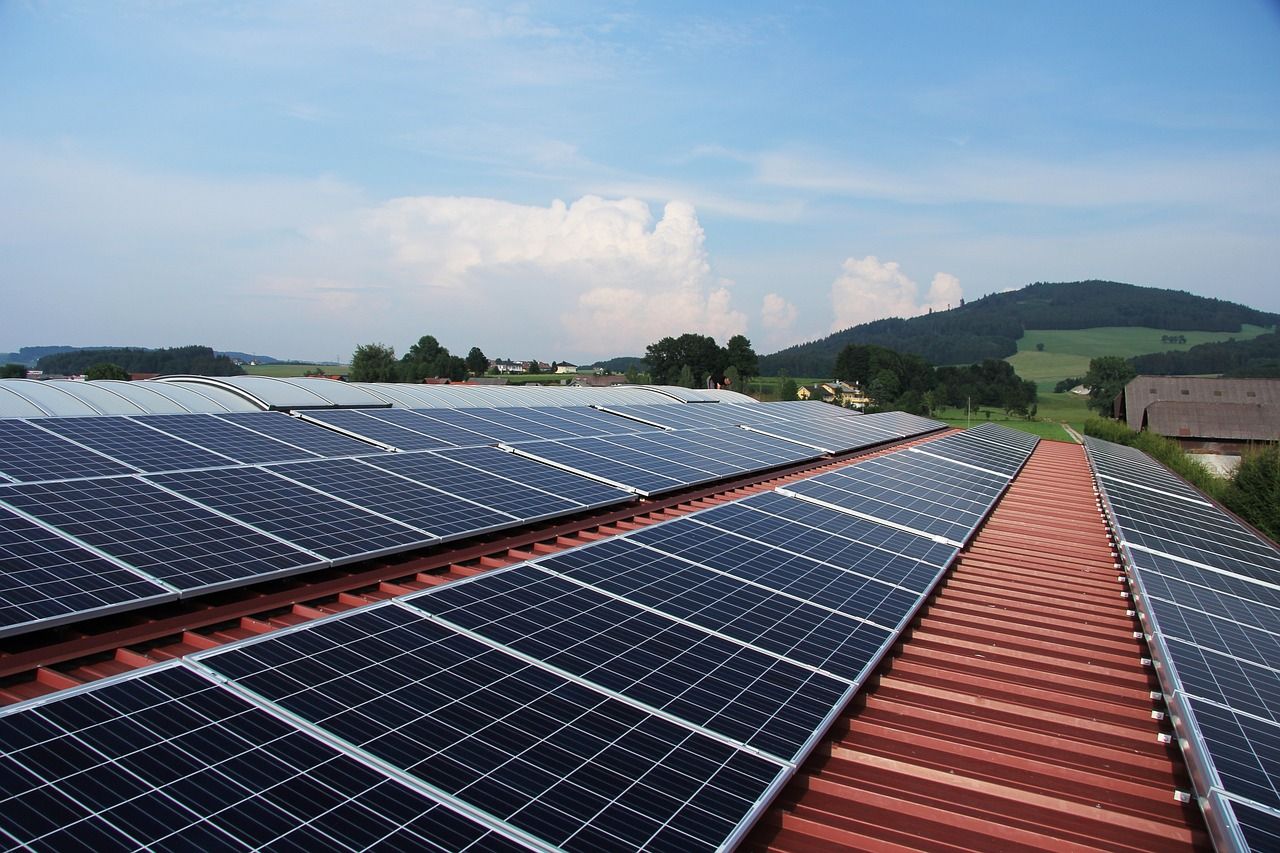 Fotovoltaika může kraji ročně ušetřit 150 milionů