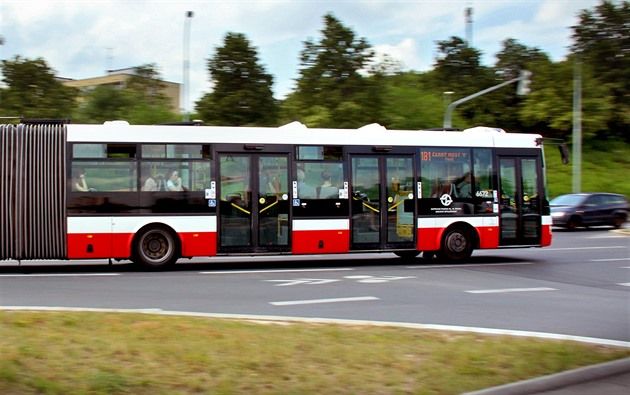 Autobusové zastávky v Praze pouze na znamení