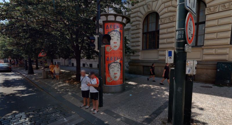 Praha schválila nová pravidla pro plakátovací plochy