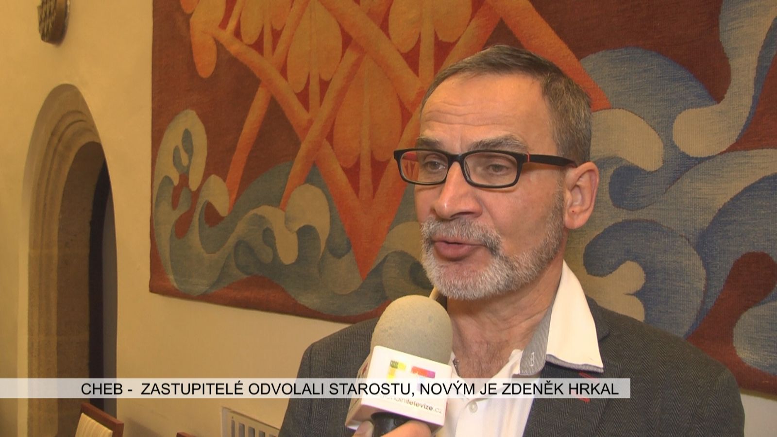 Cheb: Zastupitelé odvolali starostu, novým je Zdeněk Hrkal (TV Západ)