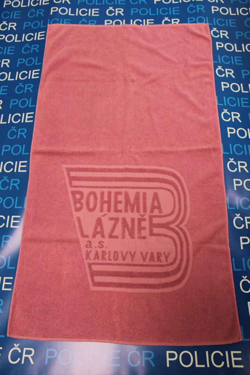 Karlovy Vary: Policie žádá o pomoc ohledně nalezeného těla novorozence
